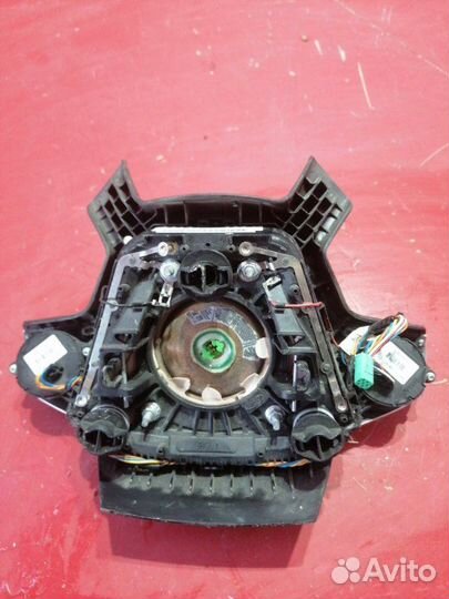 Взорваная подушка безопасности Ford Focus 3