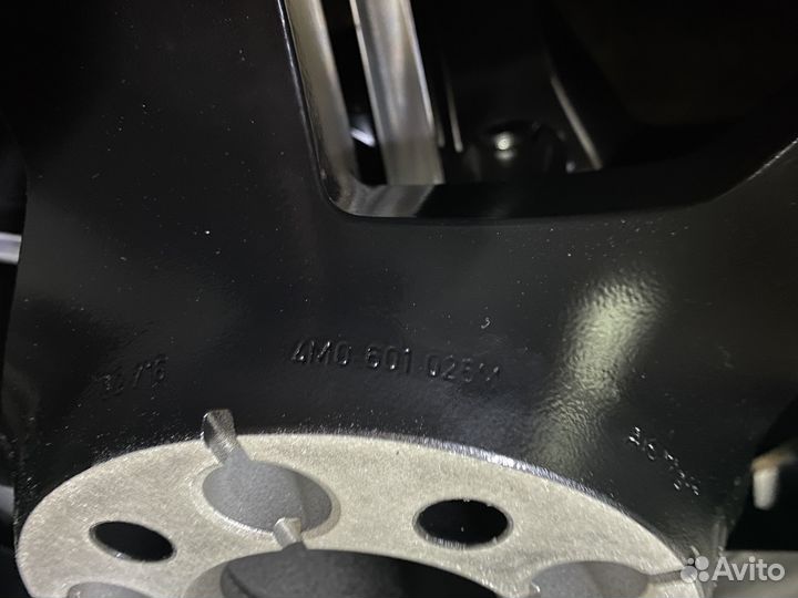 Колеса оригинал Audi Q7 4M R20