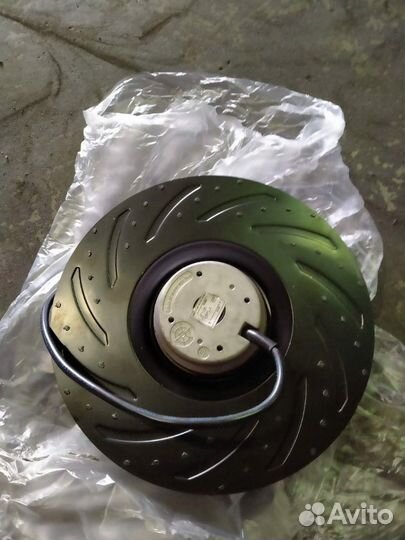 Канальный вентилятор пластик