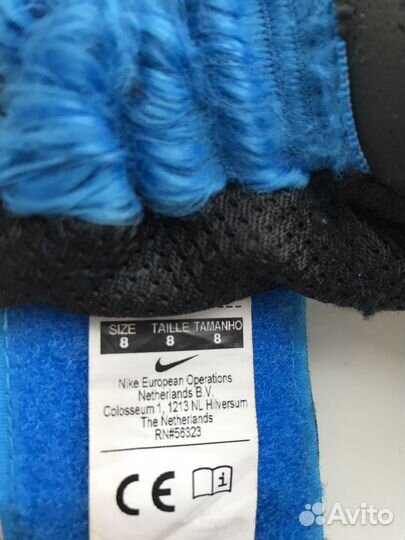 Вратарские перчатки nike 8 размер, гетры