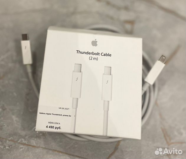 Thunderbolt 2 кабель 2 метра