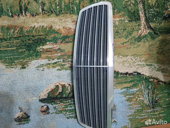 Решетка радиатора Мерседес e220