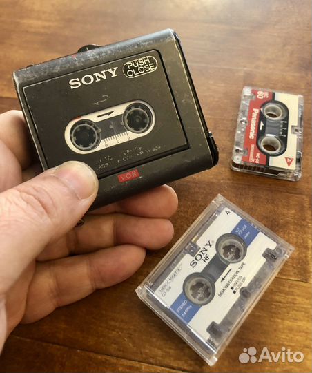 Самый маленький в мире магнитофон Sony M-909