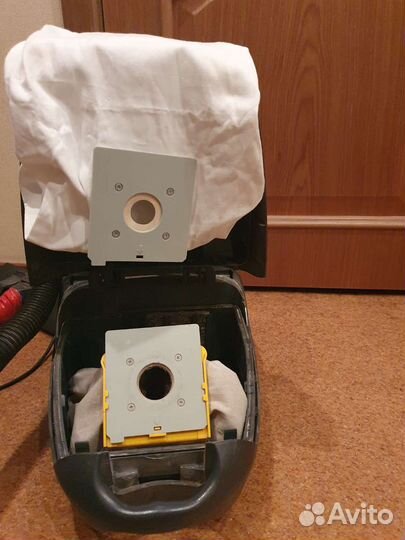 Пылесос LG TurboExtra V-6353TV 1500W