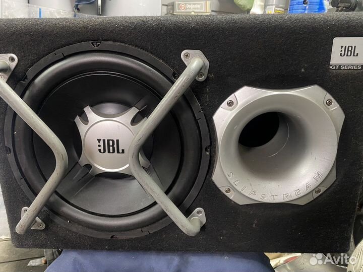 Сабвуфер JBL GT5-1204BR
