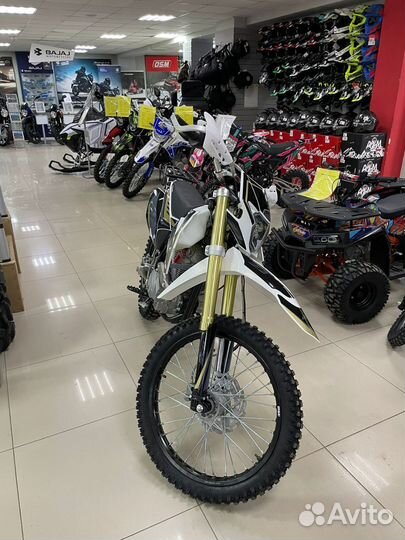 Мотоцикл эндуро BSE Z3 gold