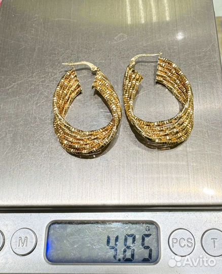 Золотые серьги 585 проба. У