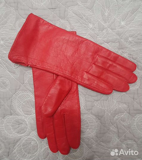 Перчатки женские кожаные новые