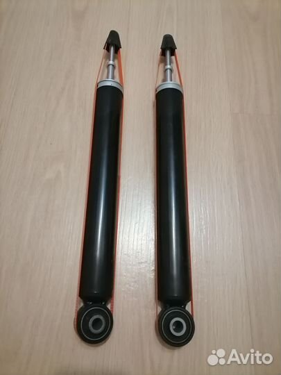 Амортизатор задний для эволют ай про