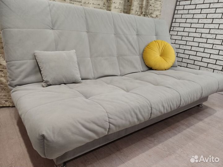 Диван Клик-кляк. Возможна Доставка