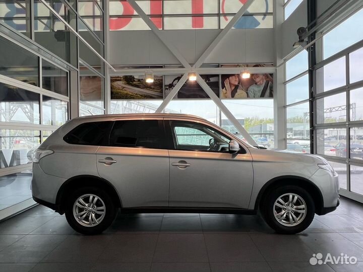 Mitsubishi Outlander 2.0 CVT, 2014, 230 643 км