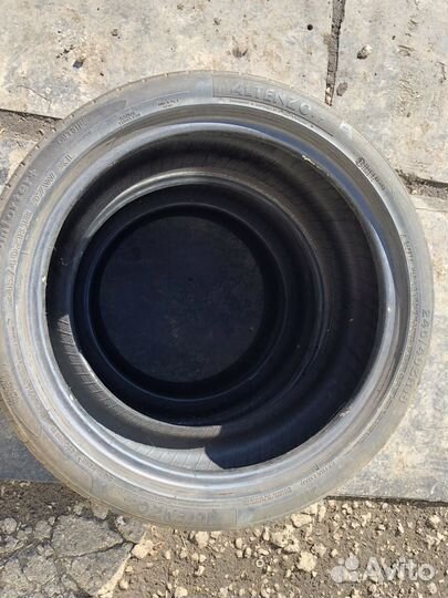 Altenzo Sport Comforter 245/40 R18