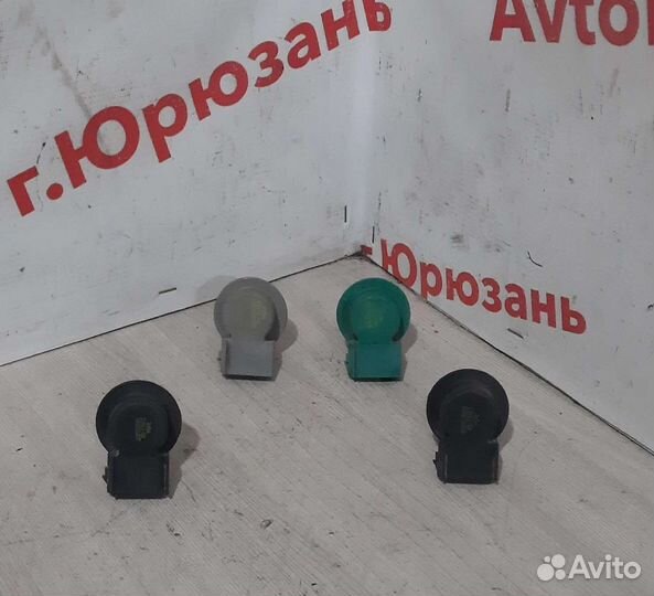 Патрон фонаря Ford Maverick