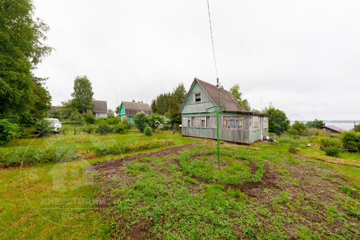 Дача 50 м² на участке 10 сот.