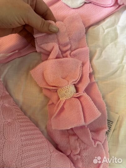 Комплект на выписку вязанный