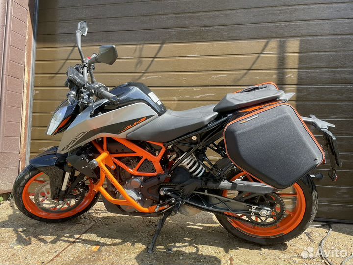 KTM duke 390