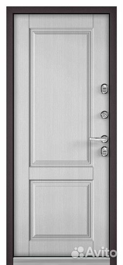 Дверь входная в дом