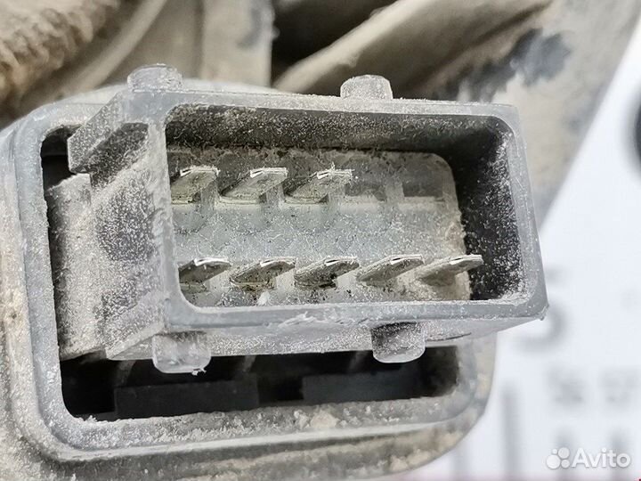 Фара передняя для Opel Zafira B 93190409