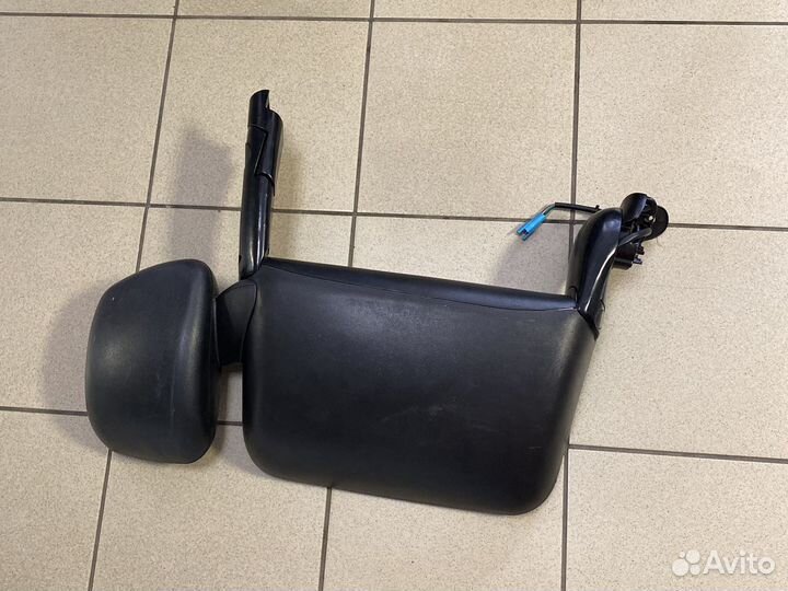 Зеркало заднего вида в сборе scania 114 правое