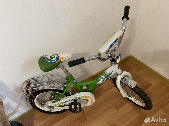 Детский двухколесный велосипед altair зеленый