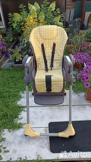 Детский стульчик для кормления