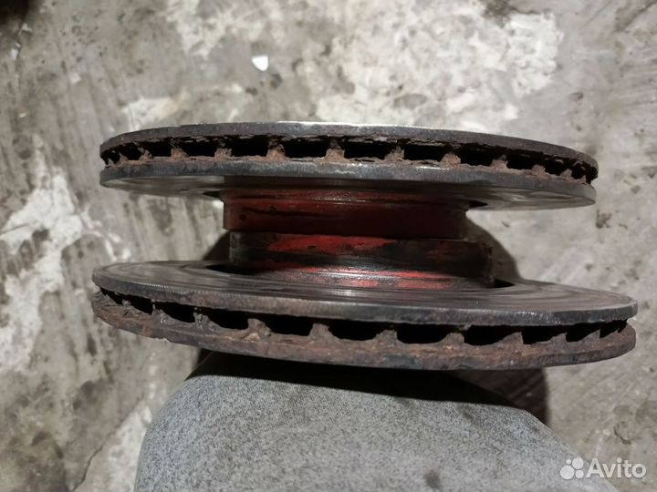 Тормозные диски на Гранту sport