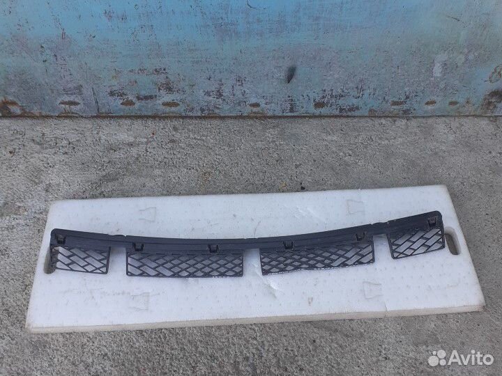 Кронштейн заднего бампера Volkswagen Touareg 2