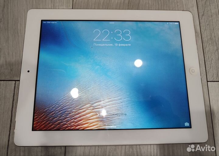 Apple iPad 3 Wi-Fi 4G 32 Гб