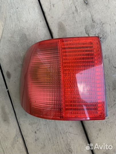 Фонарь Ауди А6 С4 задний левый