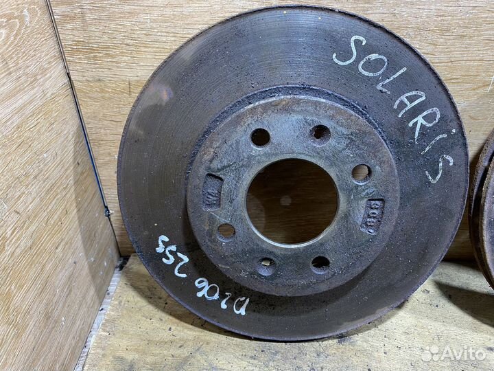 Комплект передних тормозных дисков Solaris 1 D206