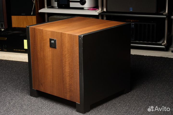 Chorus Vertigo XLS UcD сабвуфер 12 дюймов, 200 Вт