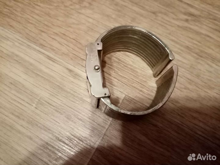 Часы женские