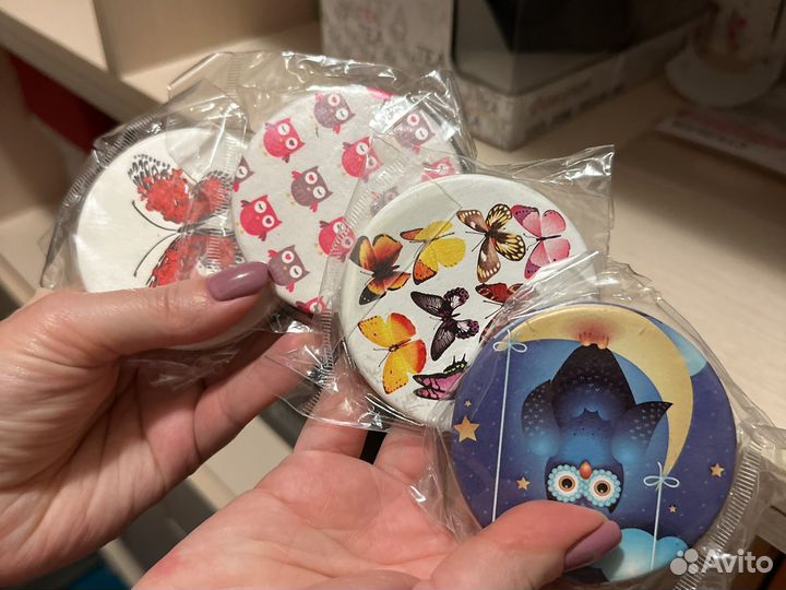 Зеркальце карманное