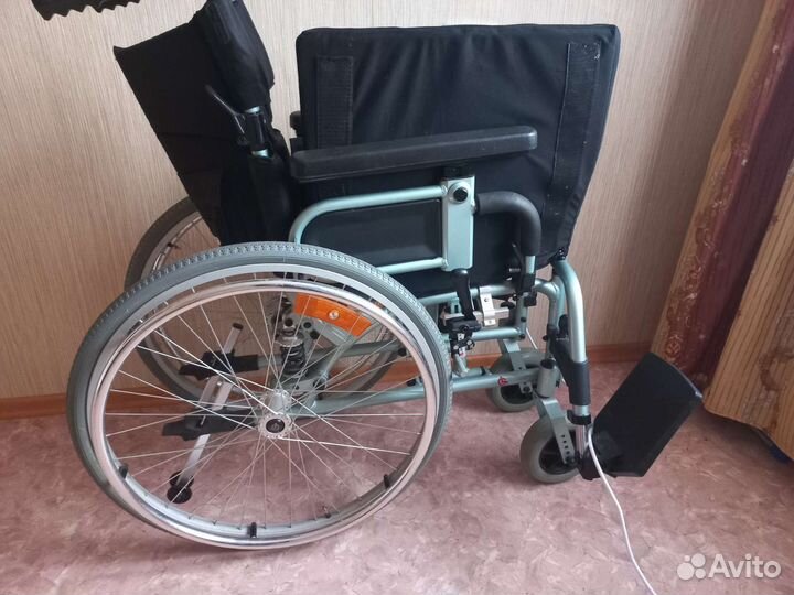Коляска инвалидная