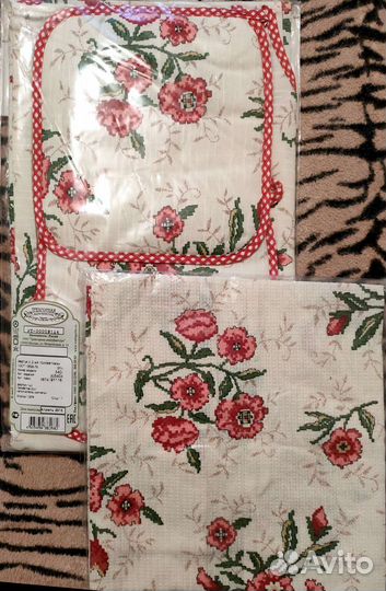 Комплект Фартук прихватки полотенце