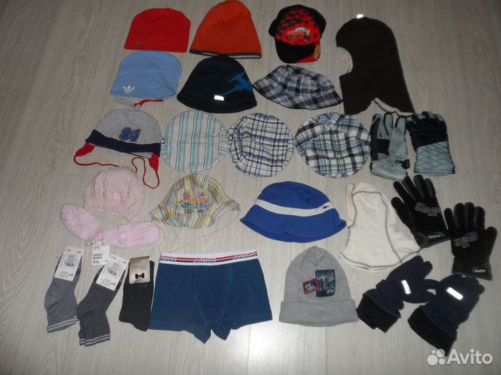 Шапки Рейма шлемы краги варежки панамки перчатки