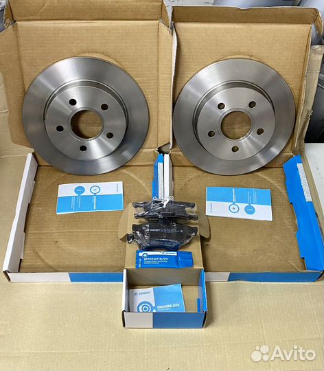 Тормозные диски + колодки задние Ford Focus 2