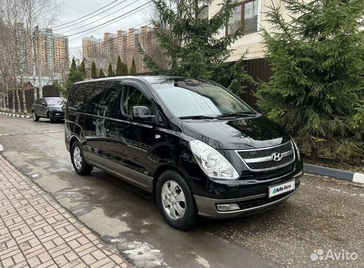 Hyundai Grand Starex 2.5 AT, 2008, 130 000 км