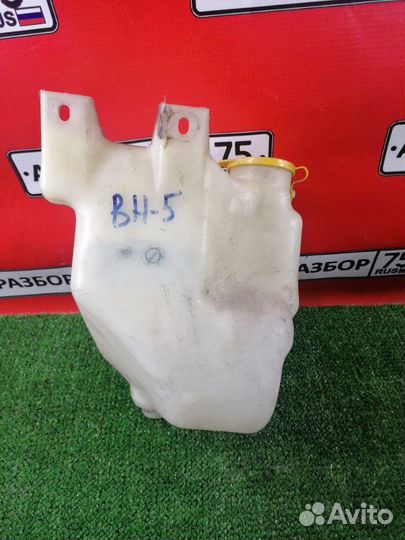 Бачок омывателя Subaru Legacy BH5 EJ20