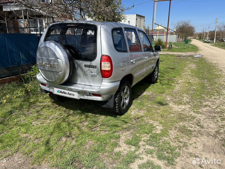 Chevrolet Niva 1.7 МТ, 2004, 118 267 км
