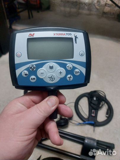Металлоискатель minelab x terra 705 бу