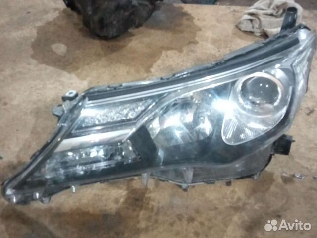 Фара rav 4 левая