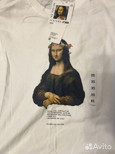 Женская футболка uniqlo louvre лувр