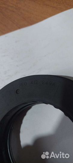 Подшибник Амортизатора VW T5