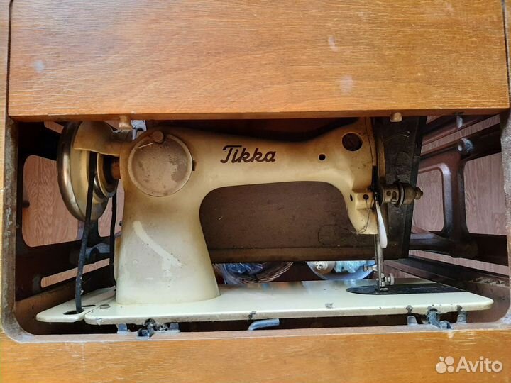 Швейная машинка тикка ножная