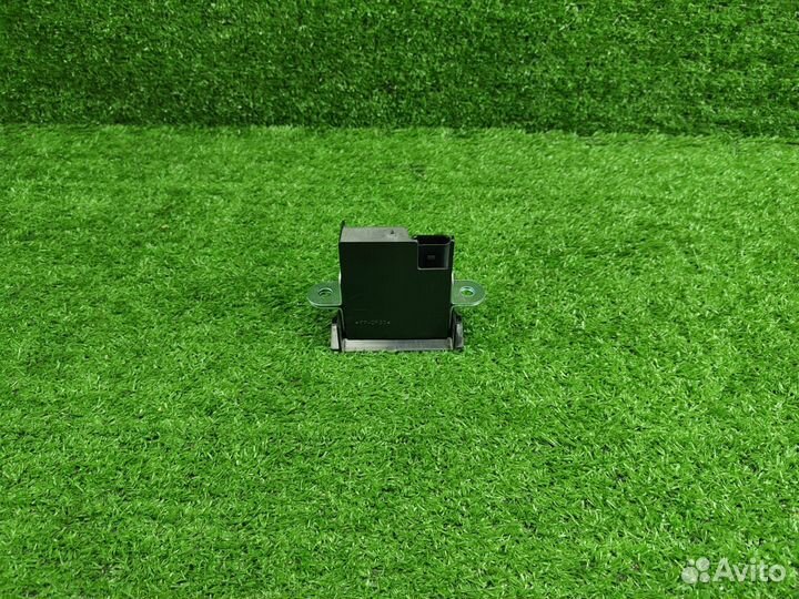 Замок крышки багажника Volkswagen Tiguan VAG