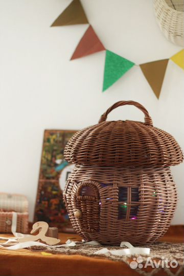 Кукольный домик для игрушек и кукол плетеный