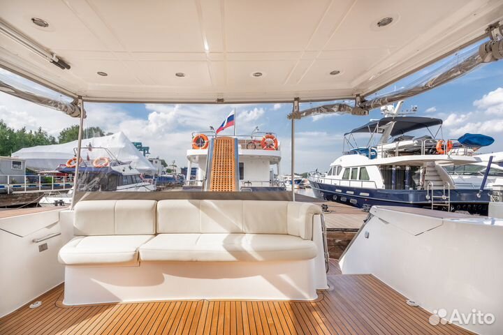 Моторная яхта Galeon 530 FLY