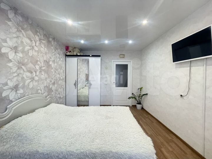 3-к. квартира, 70 м², 3/10 эт.