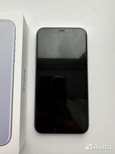 iPhone 11, 64 ГБ